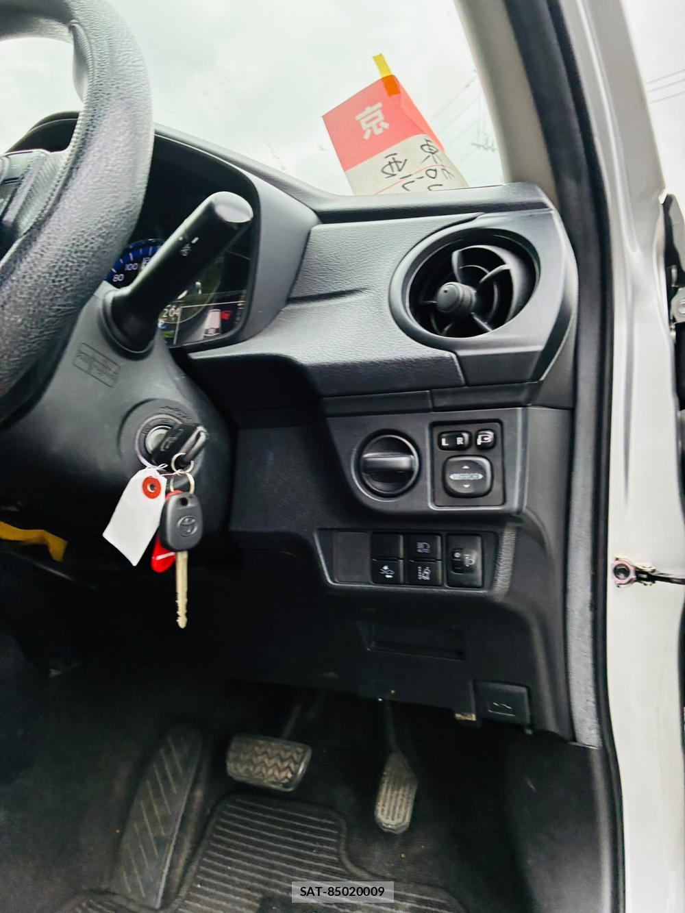 Toyota COROLLA FIELDER 2019-08 8648645-16
