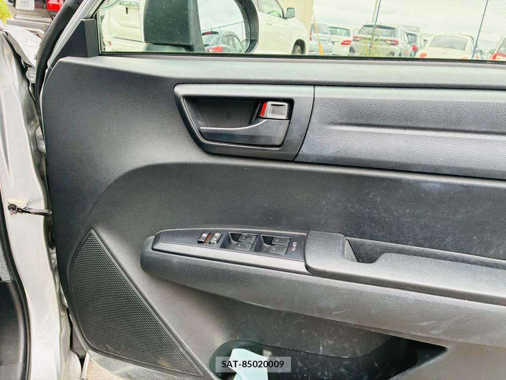 Toyota COROLLA FIELDER 2019-08 8648645-22