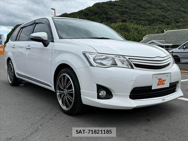 Toyota COROLLA FIELDER 2012-12 8795548-9