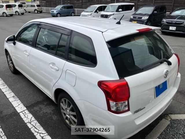 Toyota COROLLA FIELDER 2014-02 8795550-4