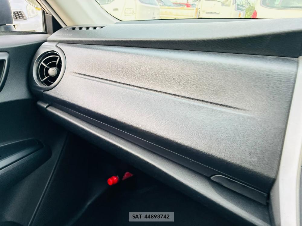 Toyota COROLLA FIELDER 2019-08 8684888-18