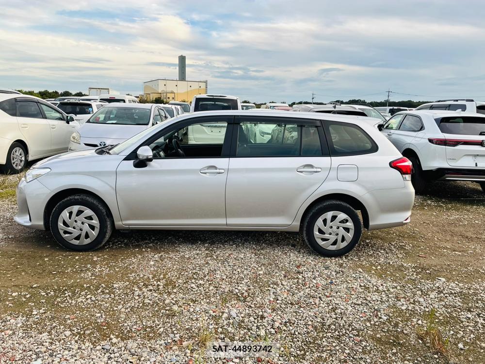 Toyota COROLLA FIELDER 2019-08 8684888-1