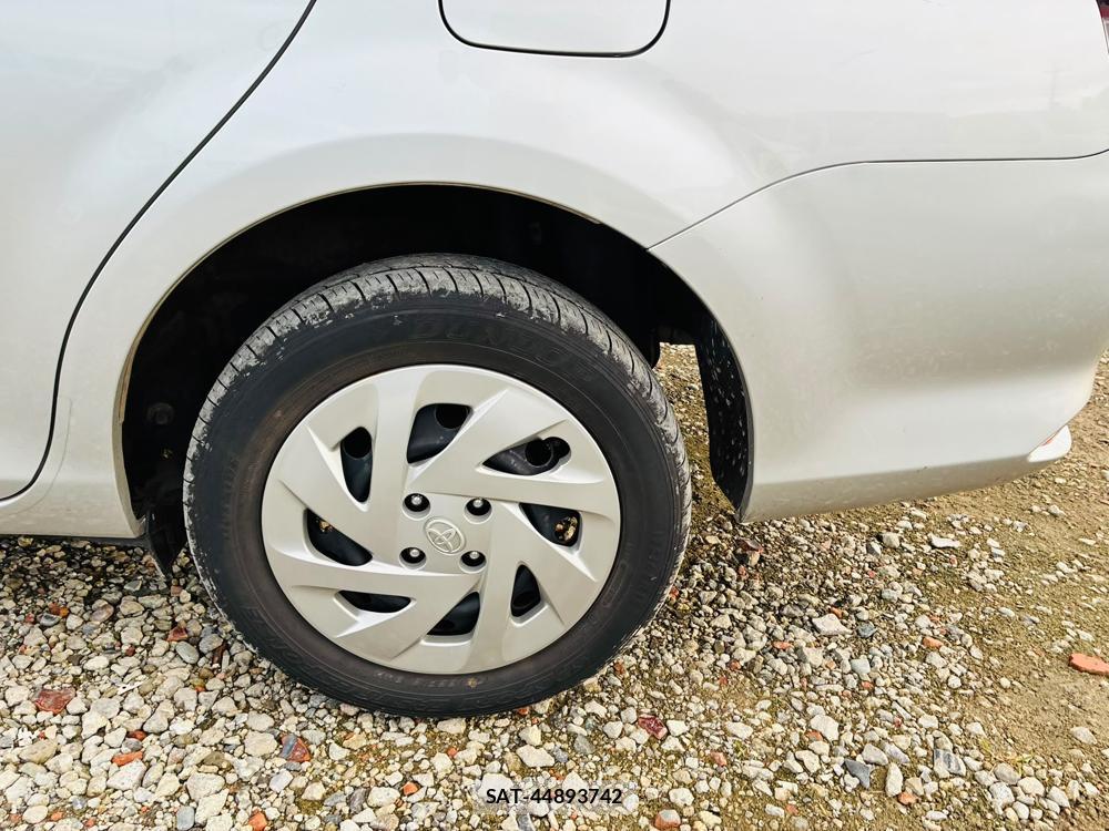 Toyota COROLLA FIELDER 2019-08 8684888-30