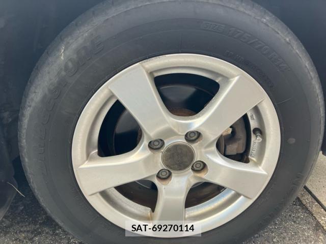 Toyota COROLLA FIELDER 2004-02 8828315-3