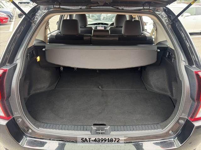 Toyota COROLLA FIELDER 2013-05 8828309-18