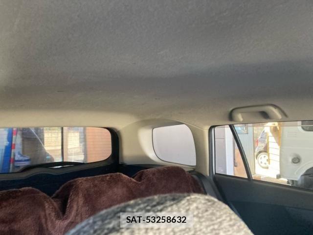 Toyota COROLLA FIELDER 2009-11 8828317-9