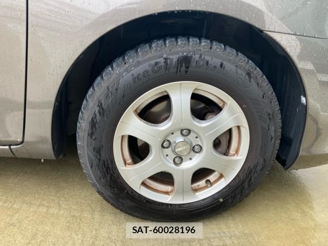 Toyota COROLLA FIELDER 2009-11 8848517-8