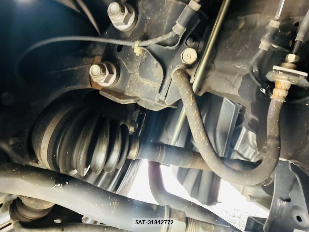 Toyota COROLLA FIELDER 2019-08 8801849-33