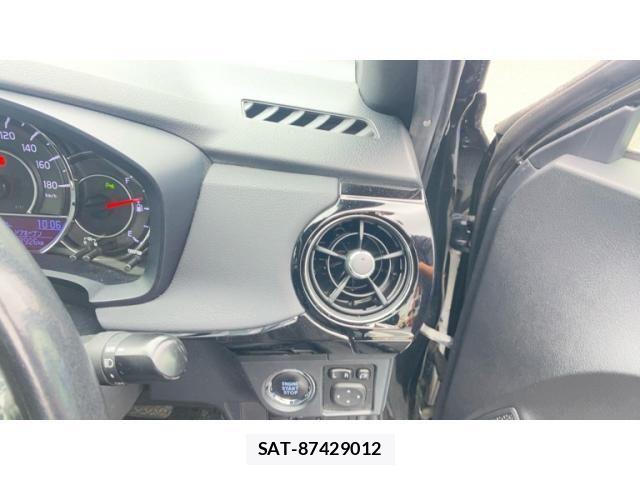 Toyota COROLLA FIELDER 2017-10 8879165-12
