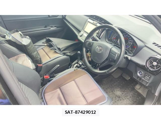 Toyota COROLLA FIELDER 2017-10 8879165-8