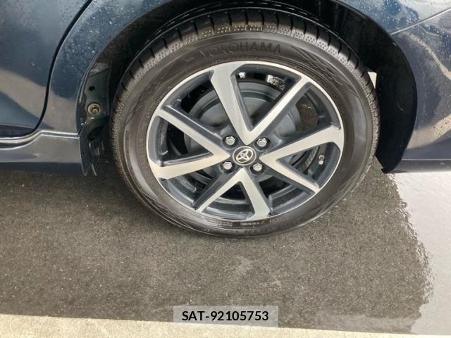 Toyota COROLLA FIELDER 2017-11 8879164-4