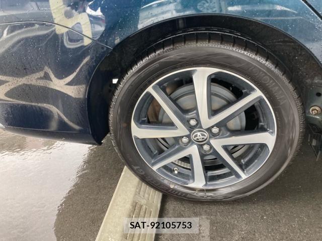 Toyota COROLLA FIELDER 2017-11 8879164-5