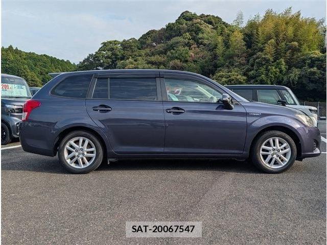 Toyota COROLLA FIELDER 2014-02 8879168-9