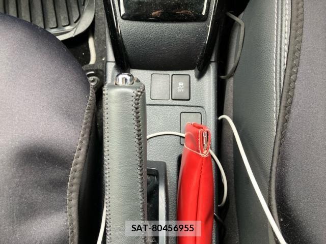 Toyota COROLLA FIELDER 2014-02 6903484-17