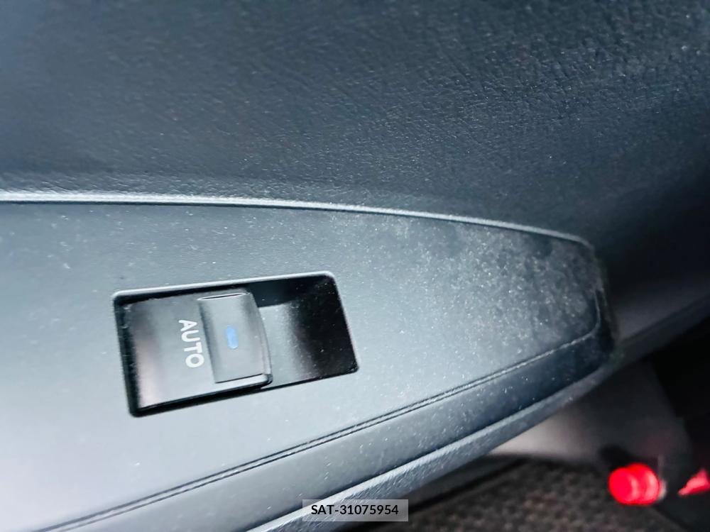 Toyota COROLLA FIELDER 2019-07 8226316-24