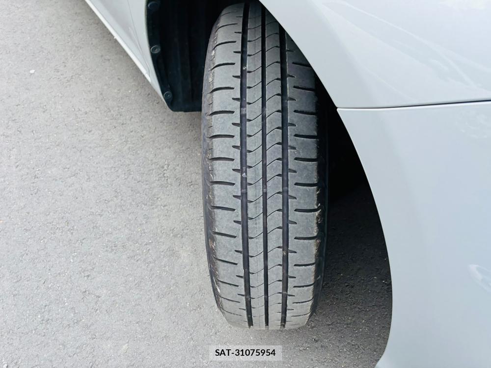 Toyota COROLLA FIELDER 2019-07 8226316-32