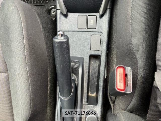 Toyota COROLLA FIELDER 2017-11 8658484-12