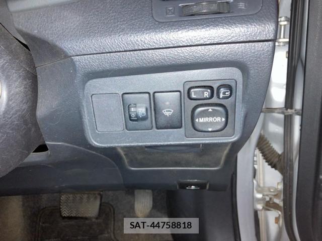 Toyota COROLLA FIELDER 2011-07 8685332-18