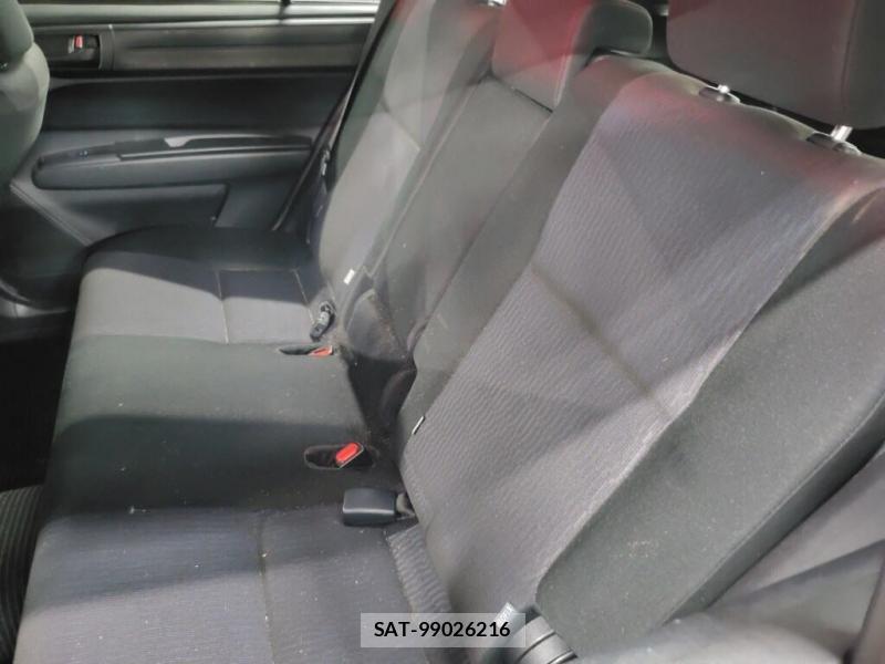 Toyota COROLLA FIELDER 2019-06 8751727-5