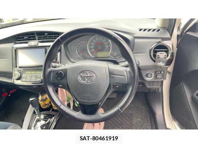 Toyota COROLLA FIELDER 2014-03 8828318-3