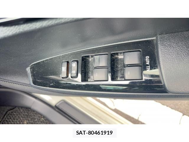 Toyota COROLLA FIELDER 2014-03 8828318-8