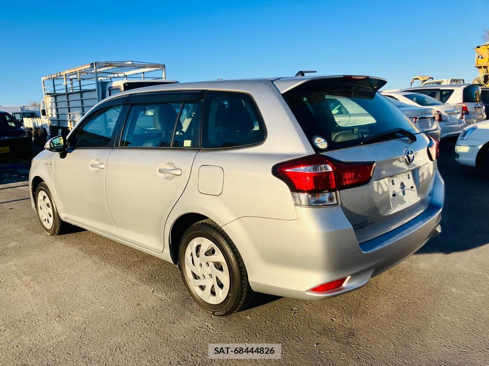Toyota COROLLA FIELDER 2018-01 716330-4