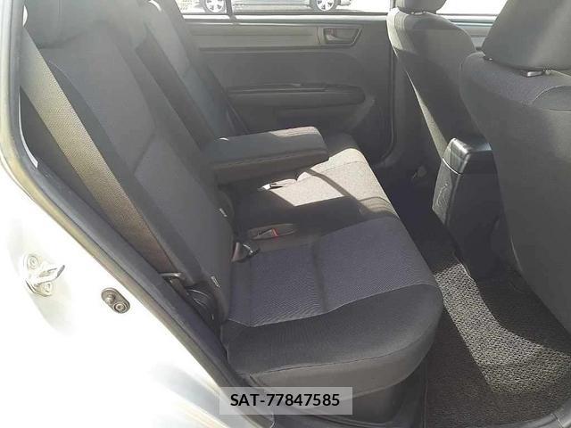 Toyota COROLLA FIELDER 2018-18 873864-9