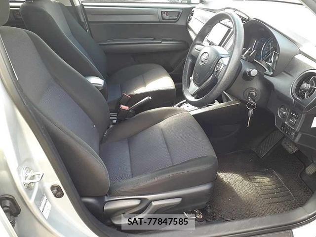 Toyota COROLLA FIELDER 2018-18 873864-6