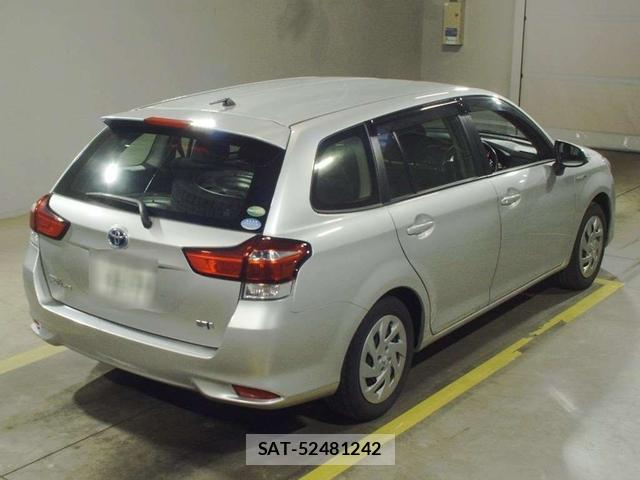 Toyota COROLLA FIELDER  1268884-1