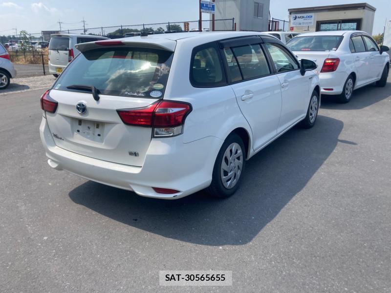 Toyota COROLLA FIELDER 2018 1185669-3