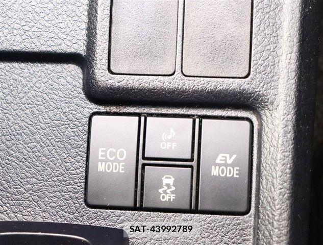 Toyota COROLLA FIELDER 2014-08 1608572-14