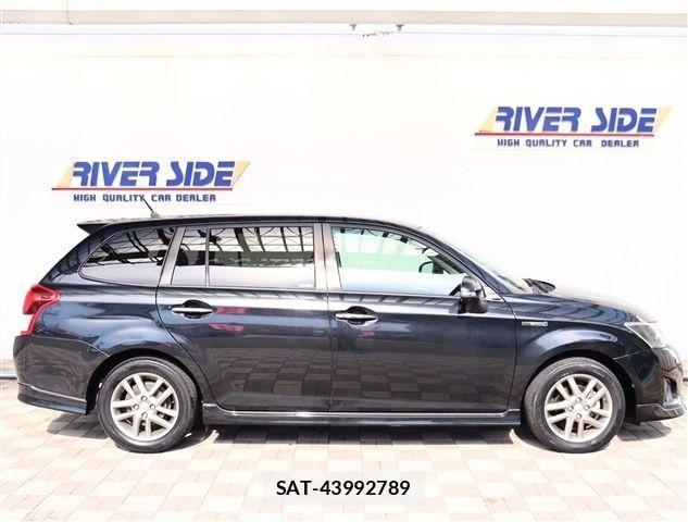 Toyota COROLLA FIELDER 2014-08 1608572-3