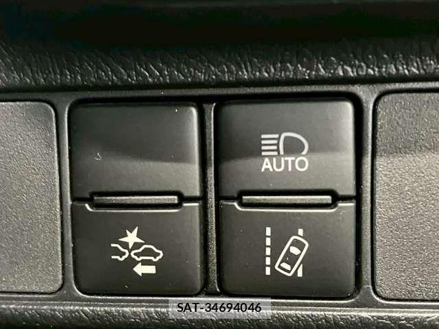 Toyota COROLLA FIELDER 2018-03 2029000-13
