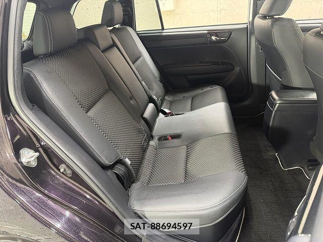 Toyota COROLLA FIELDER 2016-03 5863048-4