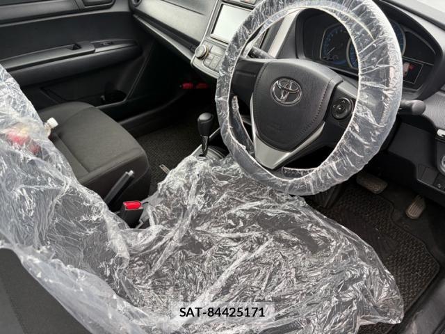 Toyota COROLLA FIELDER 2022-06 5863039-11