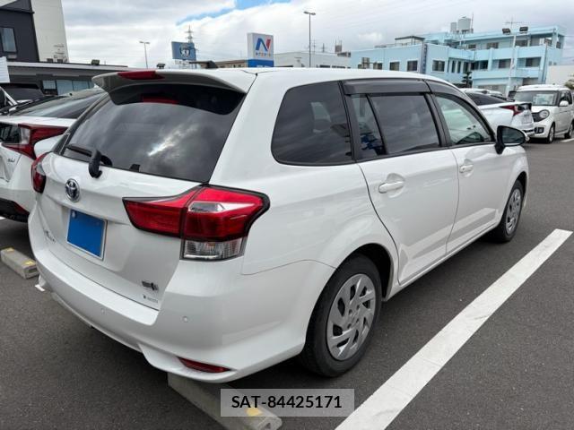 Toyota COROLLA FIELDER 2022-06 5863039-2
