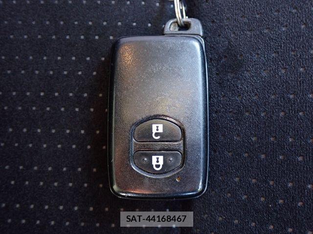Toyota COROLLA FIELDER 2018-06 6010331-14