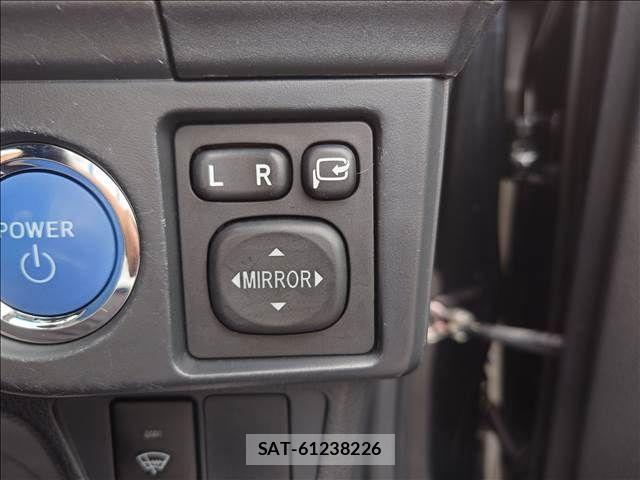 Toyota COROLLA FIELDER 2014-05 6242935-15