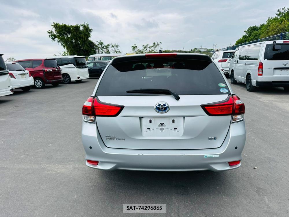 Toyota COROLLA FIELDER 2020 6233778-3