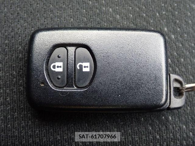 Toyota COROLLA FIELDER 2021-03 6690955-18