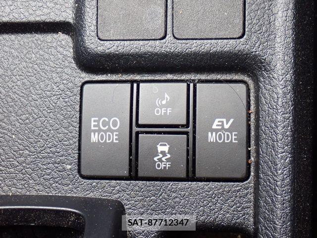 Toyota COROLLA FIELDER 2020-05 6814294-15