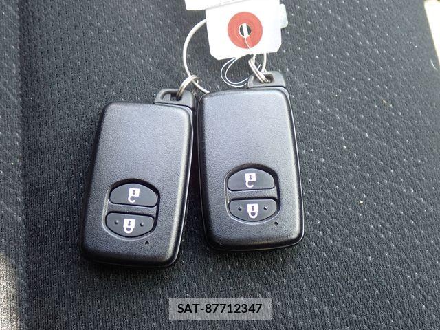 Toyota COROLLA FIELDER 2020-05 6814294-25