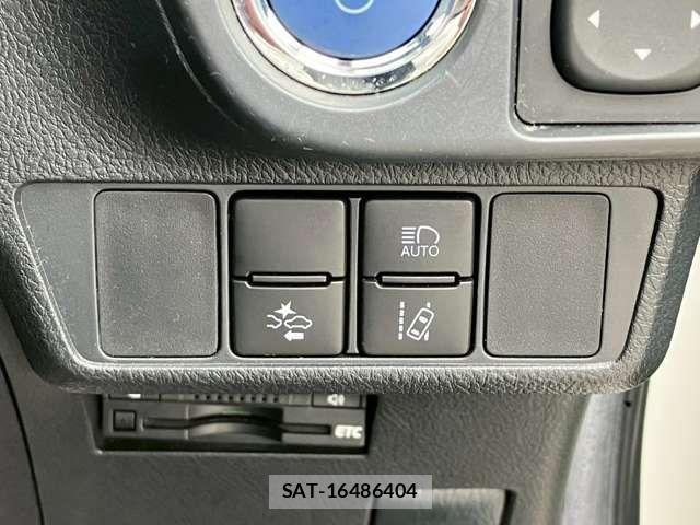 Toyota COROLLA FIELDER 2016-01 6903486-4
