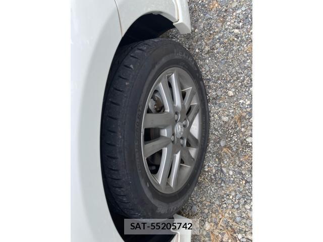 Toyota COROLLA FIELDER 2014-03 7057987-3