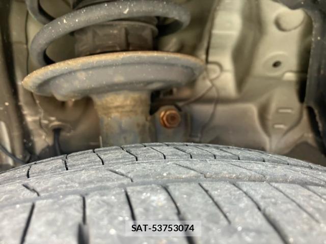 Toyota COROLLA FIELDER 2017-05 7057983-6