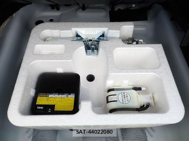 Toyota COROLLA FIELDER 2021-03 7057975-20