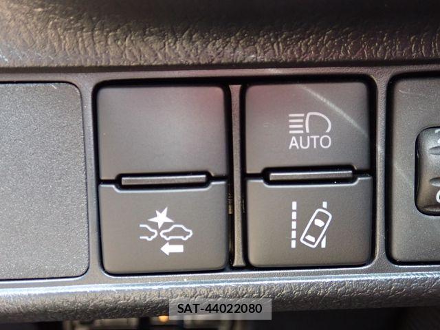 Toyota COROLLA FIELDER 2021-03 7057975-8