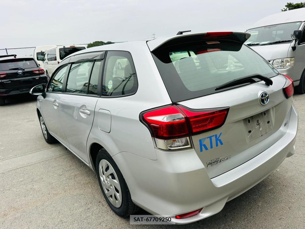 Toyota COROLLA FIELDER 2019 6935492-2