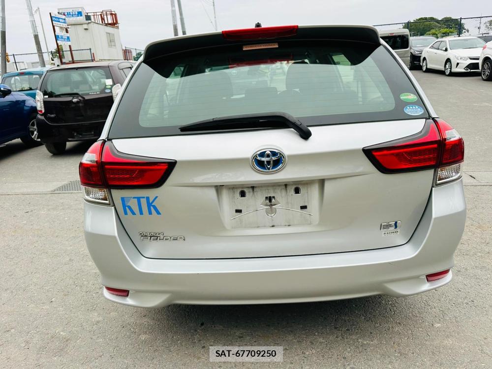Toyota COROLLA FIELDER 2019 6935492-3