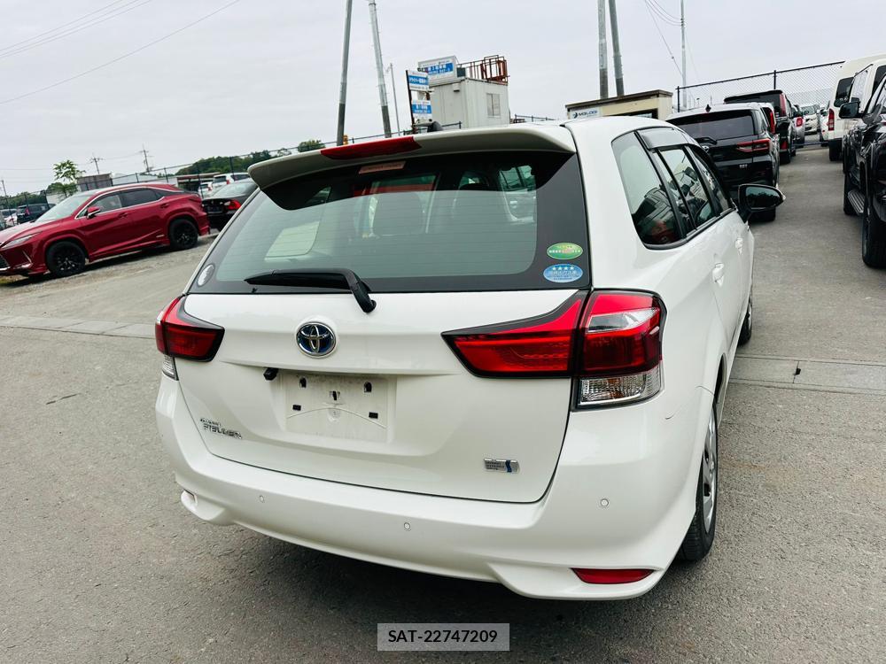 Toyota COROLLA FIELDER 2019-04 6913433-4